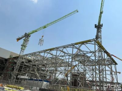 中聯(lián)重科W600-32U塔機(jī)